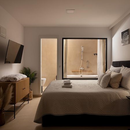 Deluxe Studio In City Center With Free Private Parking Ровинь Экстерьер фото